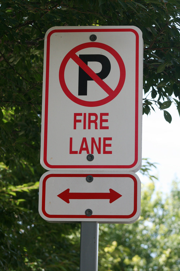 Fire Lane No Parking Sign Duluth, GA